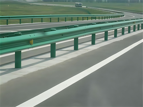 图木舒克波形梁护栏在高速公路的应用